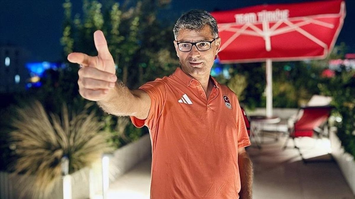 Dikeç ve Takımıyla Avrupa Zaferi: Dikkatleri Üstüne Çeken Gümüşten Altına Yolculuk