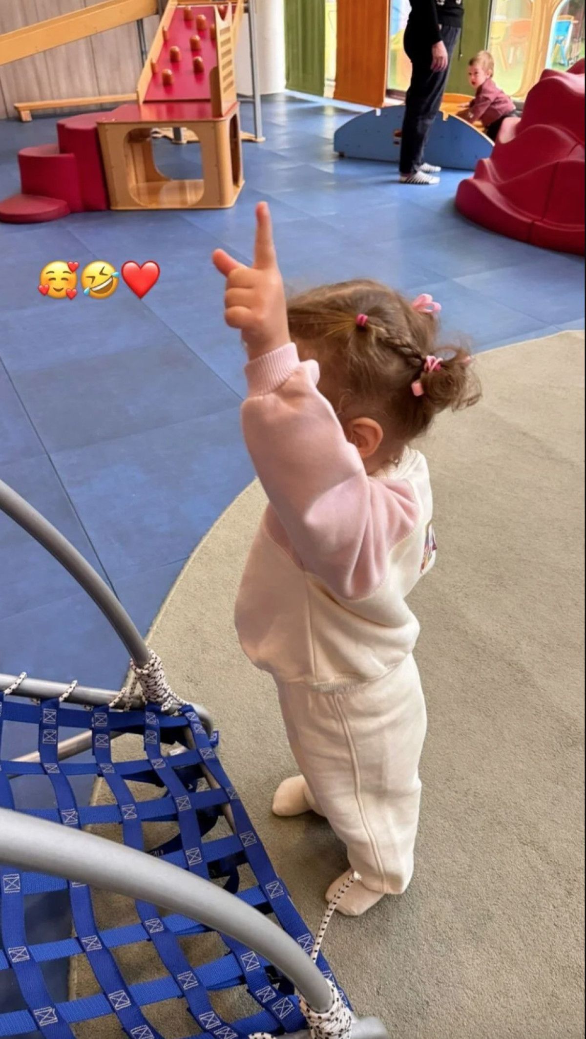 Eda Ece ve Buğrahan Tuncer’in Mutlu Haberi: Mina İpek Dünyaya Geldi