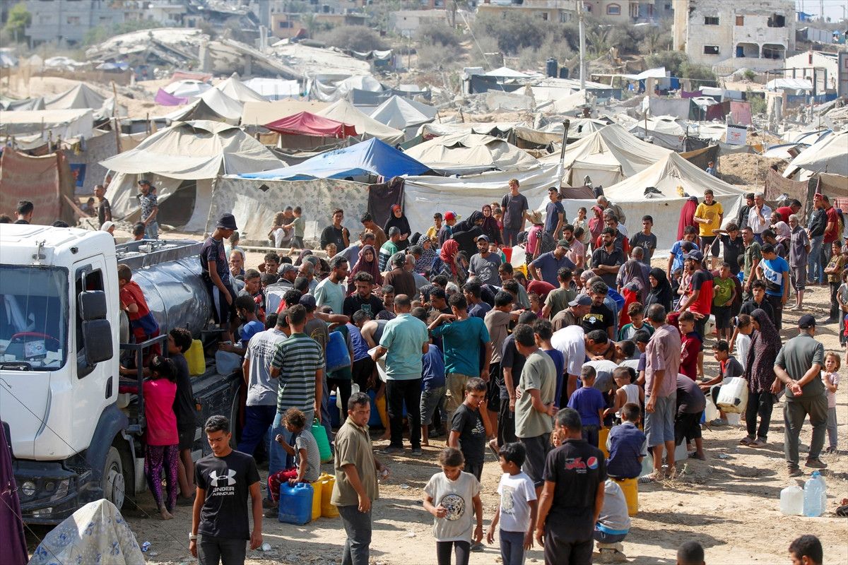 Gazze'deki Saldırılar ve İnsanlık İçin Acil Bilançolar: Susuzluk ve Yardım Noktaları Üzerindeki Saldırıların Ardındaki Gerçekler