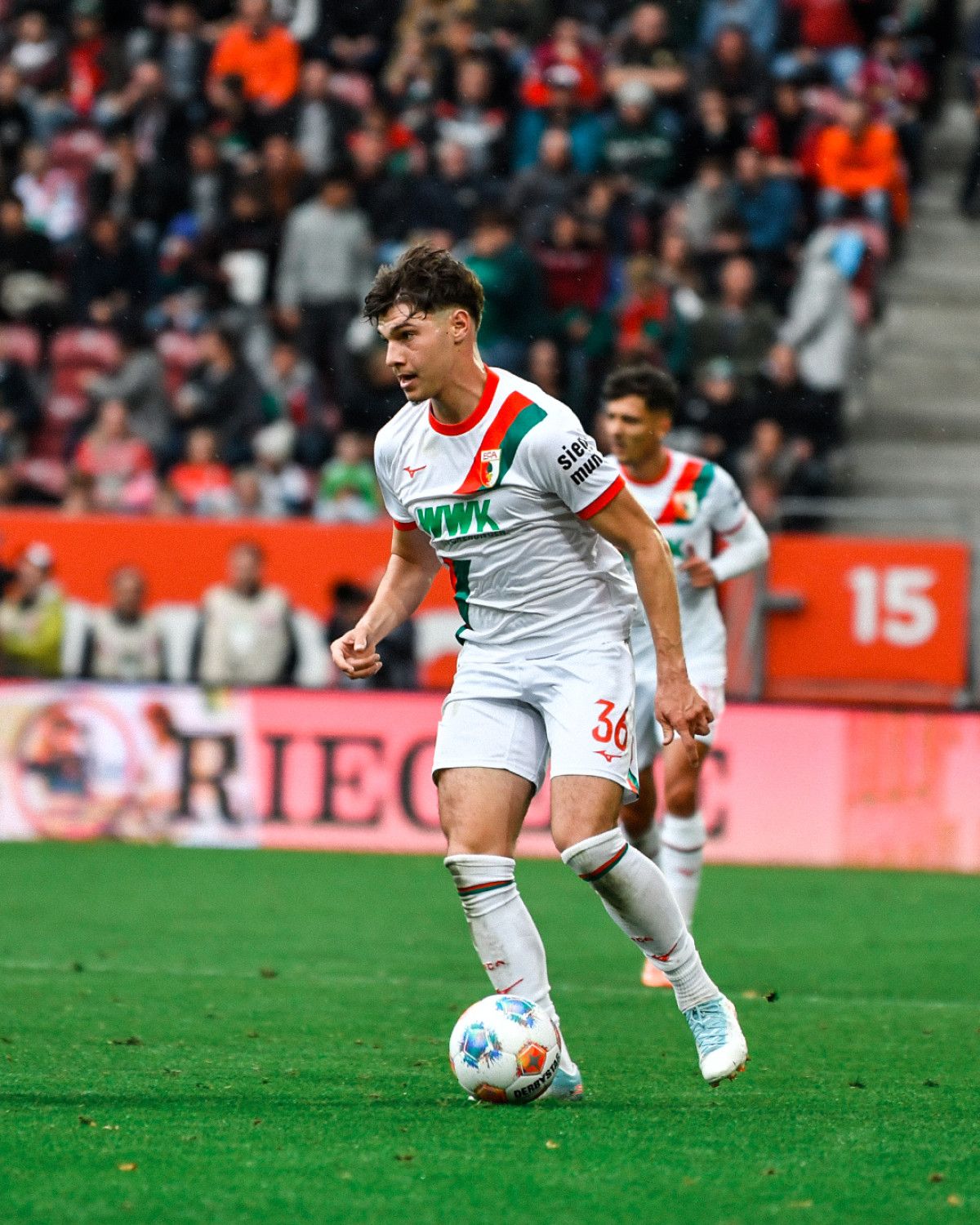 TFF, Augsburg’daki Mert Kömür İçin Görüşmeleri Hızlandırdı: Milli Takım Kapısında Yeni Umut