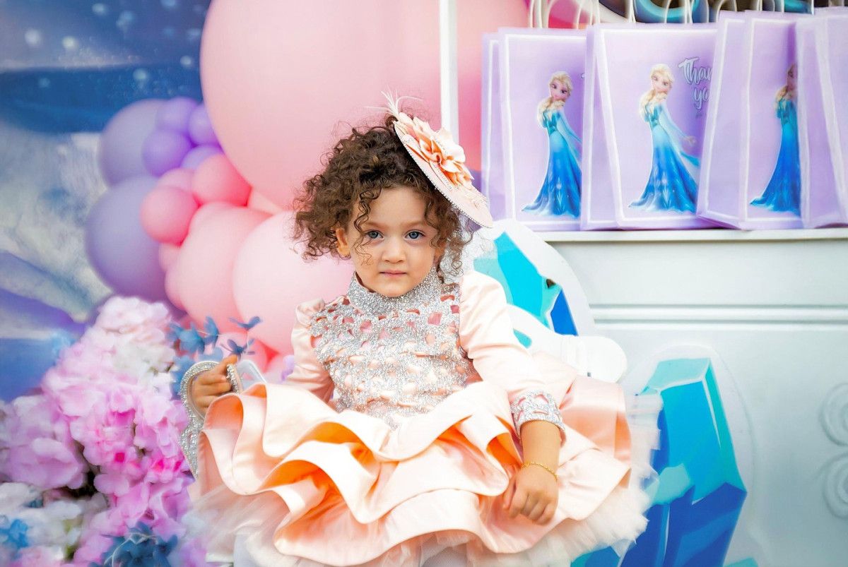 Murat Yıldırım ve Eşi İman Elbani: Miray'in 3 Yaşındaki Mutlu Yılları ve Aile Anları