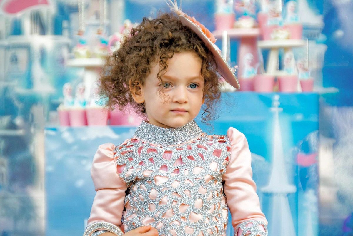 Murat Yıldırım ve Eşi İman Elbani: Miray'in 3 Yaşındaki Mutlu Yılları ve Aile Anları